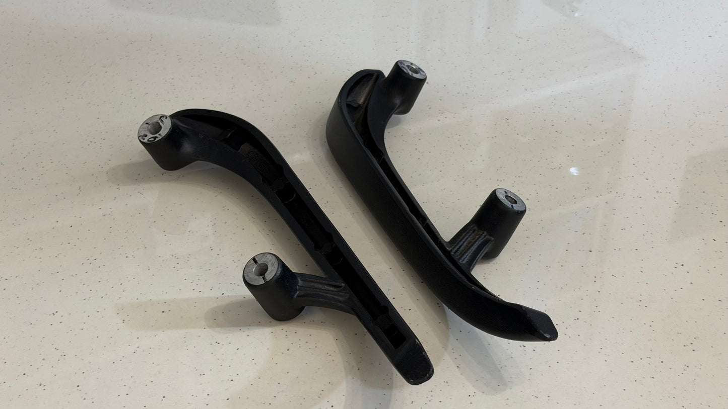 Heavy Duty Grab Rails for Royal Enfield Meteor 350 – Premium Rear Grab Handle | Sleek Touring Design | Powder-Coated Mild Steel