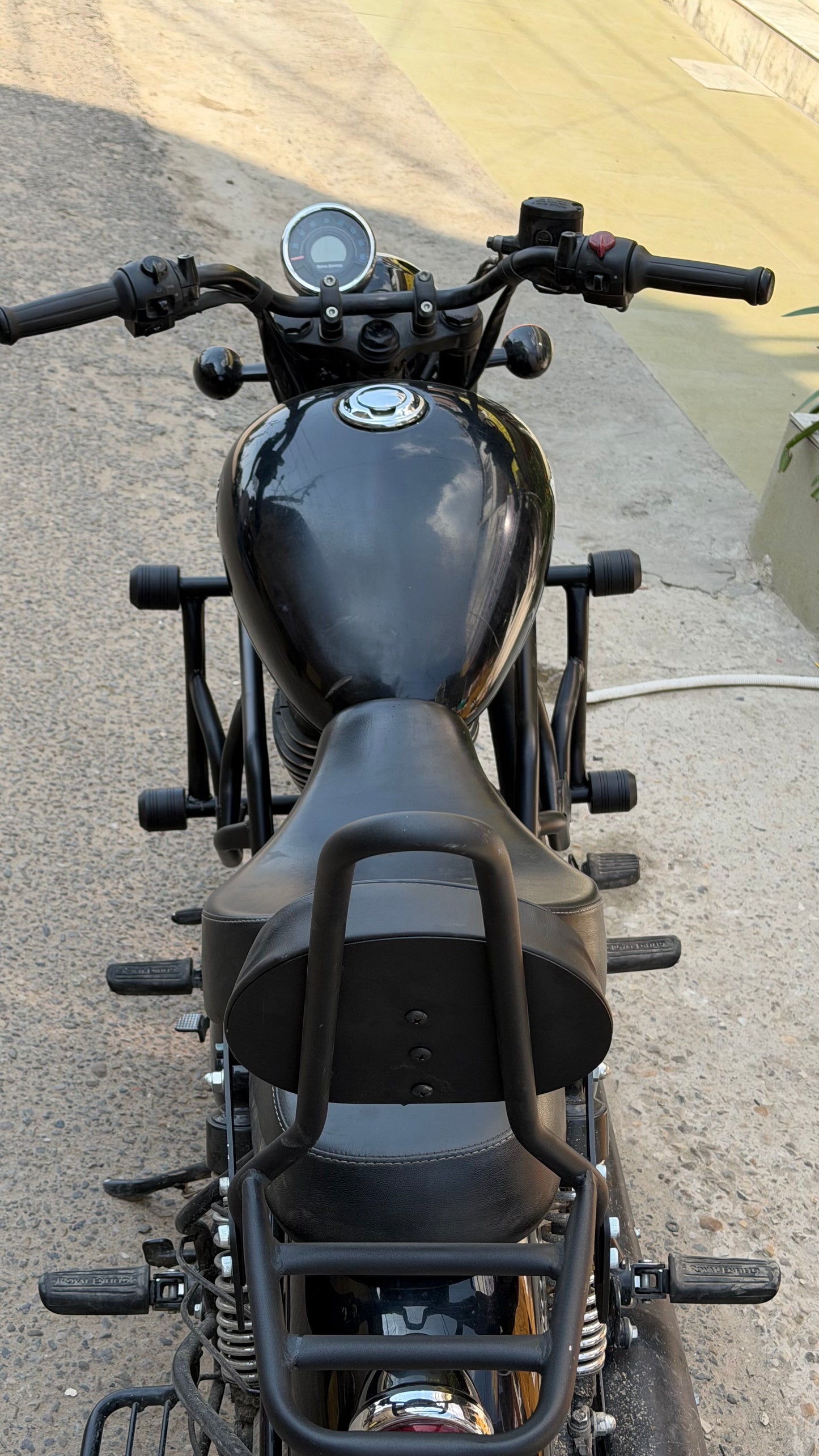 Crash Guard with Four Sliders for Royal Enfield Meteor 350 – Heavy-Duty Engine Protection