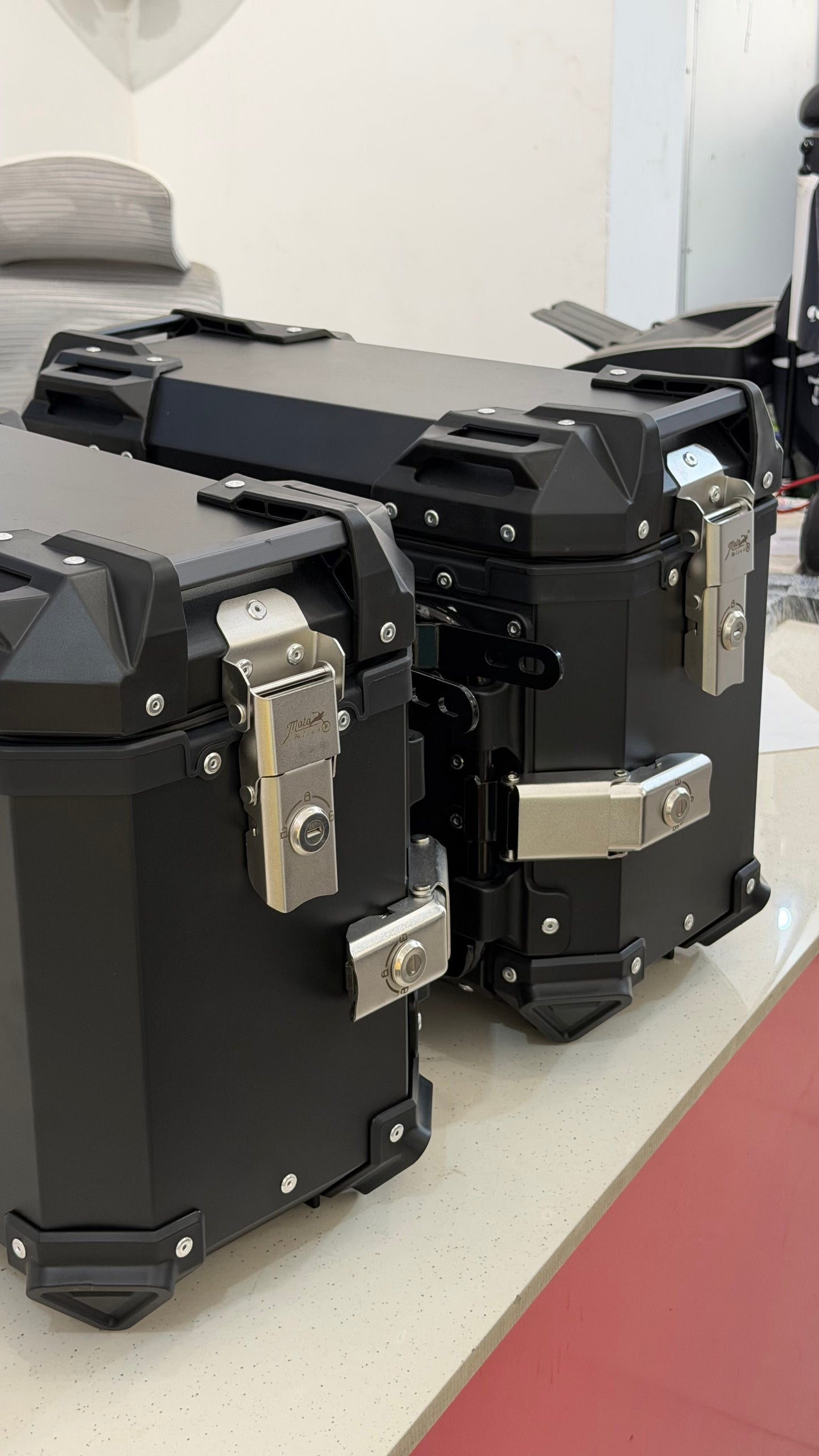 78L Aluminium Panniers for Motorcycles – Universal Side Boxes with Mounting Fittings | Plug & Play Touring Setup