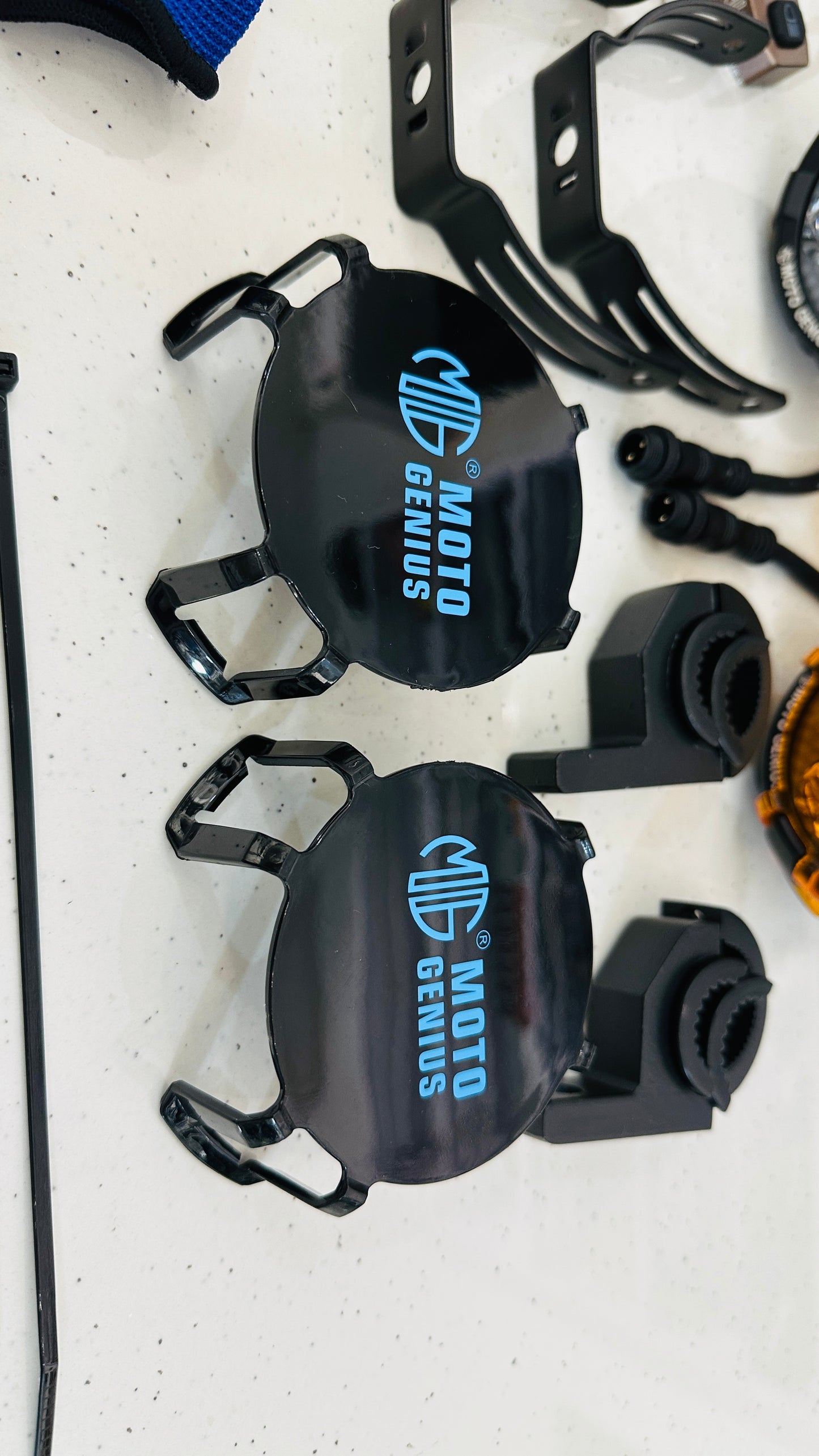 Moto Genius 90W Fog Light Kit – High-Power LED with Wiring Harness, Clamps, Zip Ties, Gloves & Layout Diagram