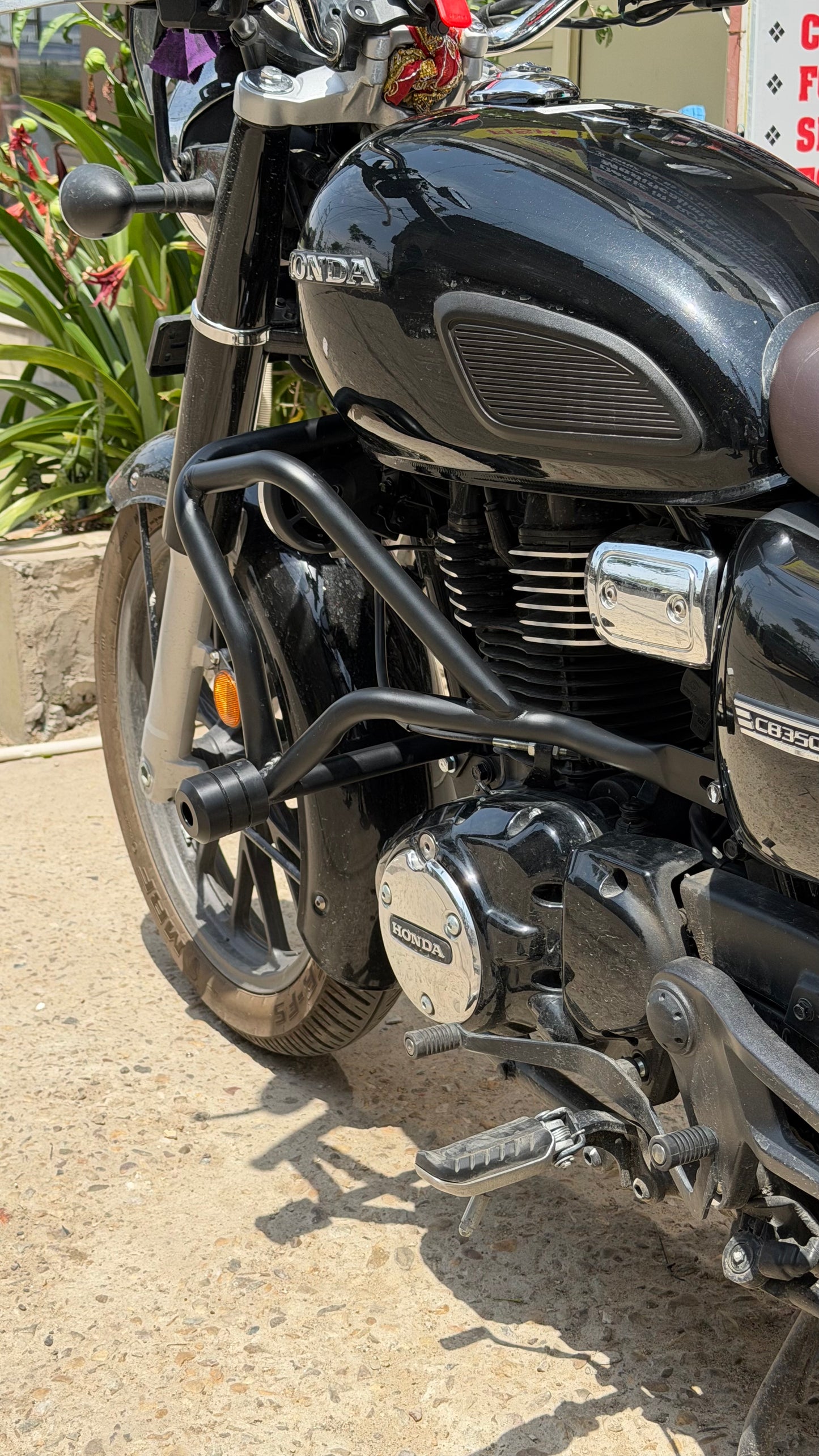 Heavy Duty Crash Guard for Honda H’ness CB350 – Engine & Leg Protection with Strong Build
