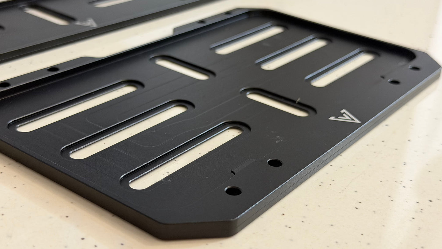 CNC Heavy Duty Number Plate Holder for Motorcycles – Premium Aluminum License Plate Mount | Universal Bike Registration Plate Bracket