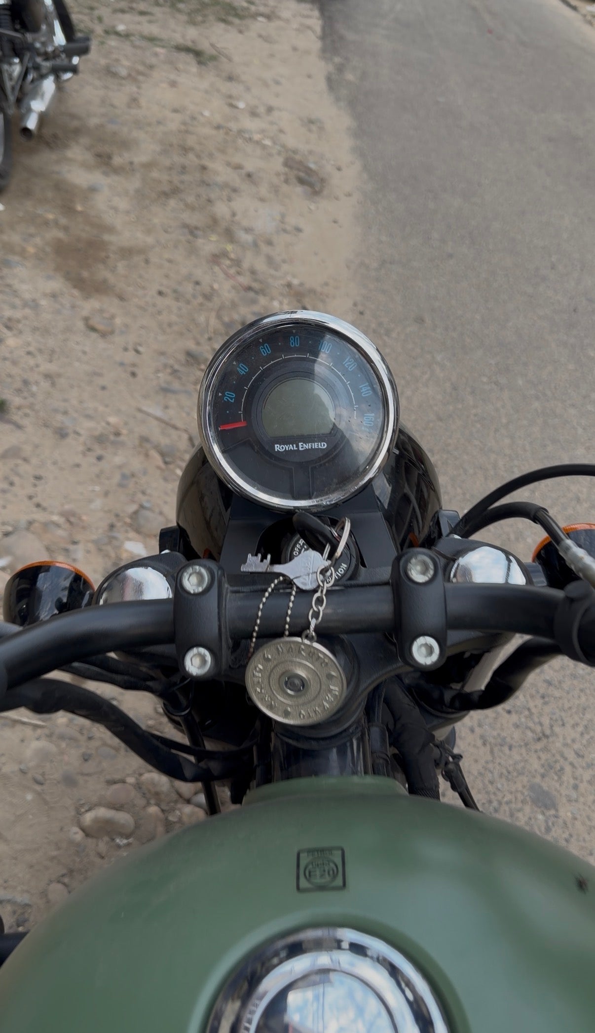 Meter Centering Plate for Royal Enfield Meteor 350 – Heavy-Duty Console Alignment Bracket