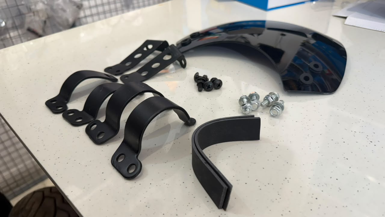 Short Windshield for Royal Enfield Meteor 350 & Hunter 350 – Heavy Duty Shocker Mount Wind Deflector | Vibration-Free Solid Fittings | Touring Visor