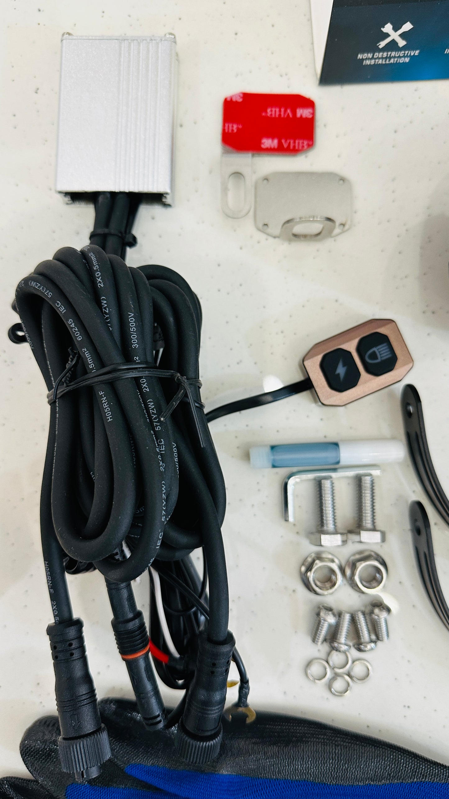 Moto Genius 90W Fog Light Kit – High-Power LED with Wiring Harness, Clamps, Zip Ties, Gloves & Layout Diagram