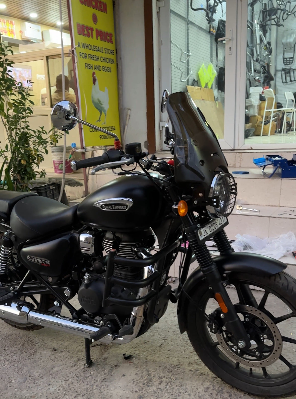 Polycarbonate Long Windshield for Royal Enfield Classic & Standard 350 – Transparent & Black Touring Wind Screen