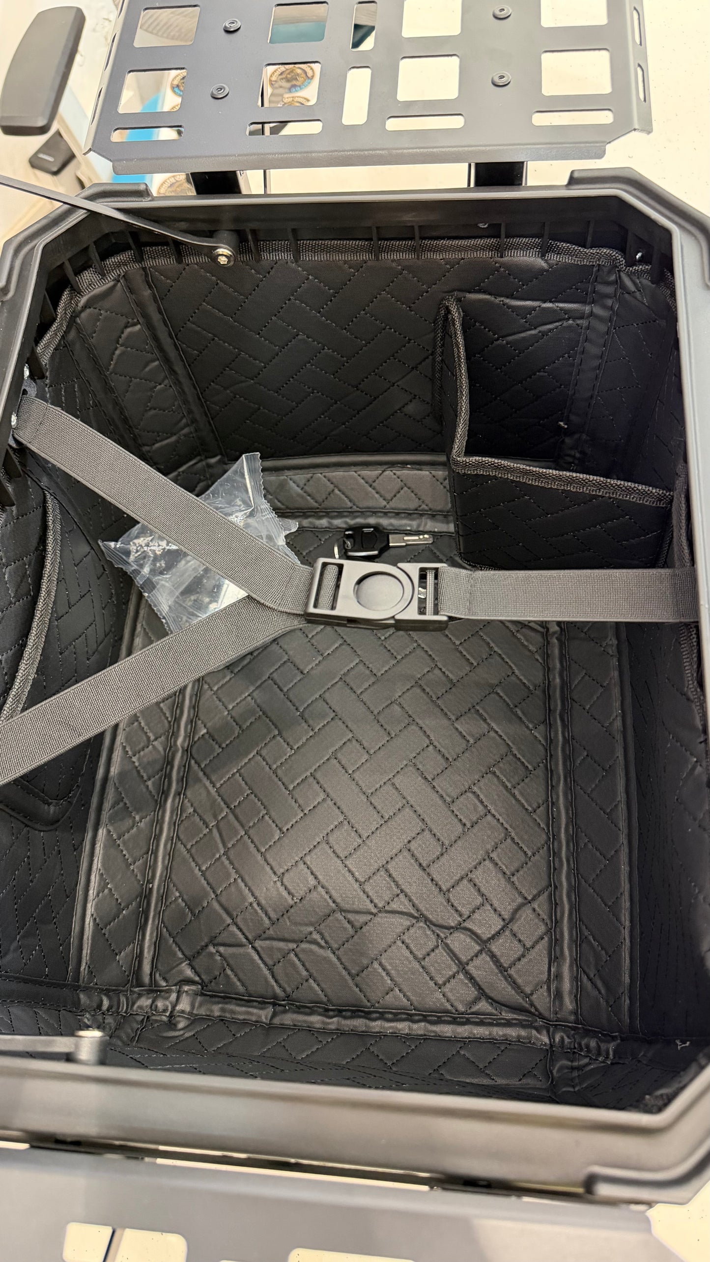 Aluminium Camping Top Box for Motorcycle – Rugged Touring Storage Box with Heavy-Duty Build