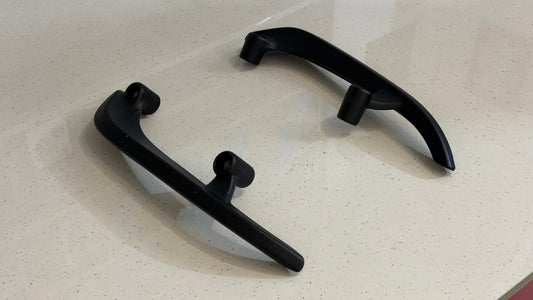 Heavy Duty Grab Rails for Royal Enfield Meteor 350 – Premium Rear Grab Handle | Sleek Touring Design | Powder-Coated Mild Steel
