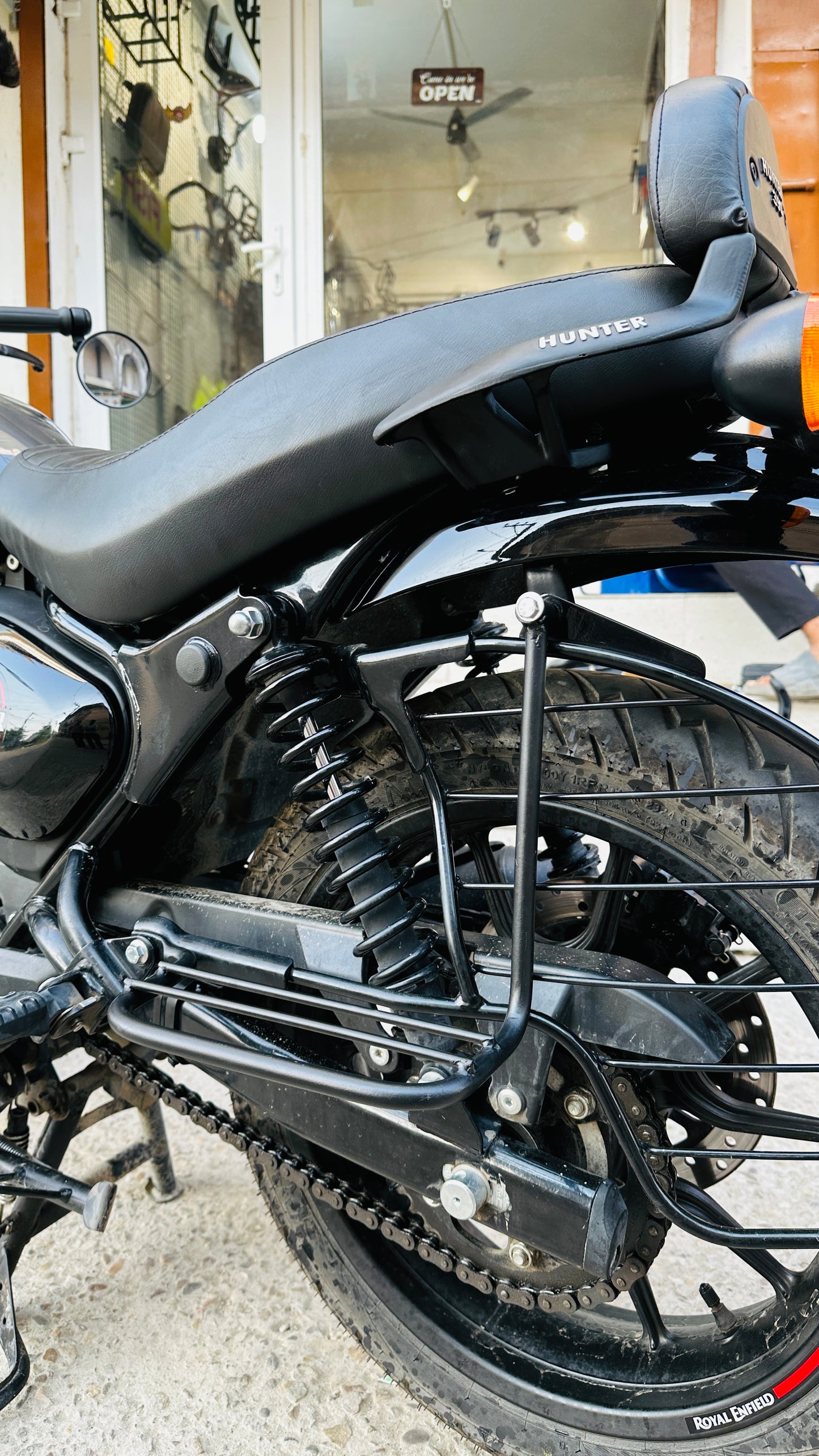 Super Heavy-Duty Ladies Footrest for Royal Enfield Hunter 350 – Strong & Comfortable Pillion Support