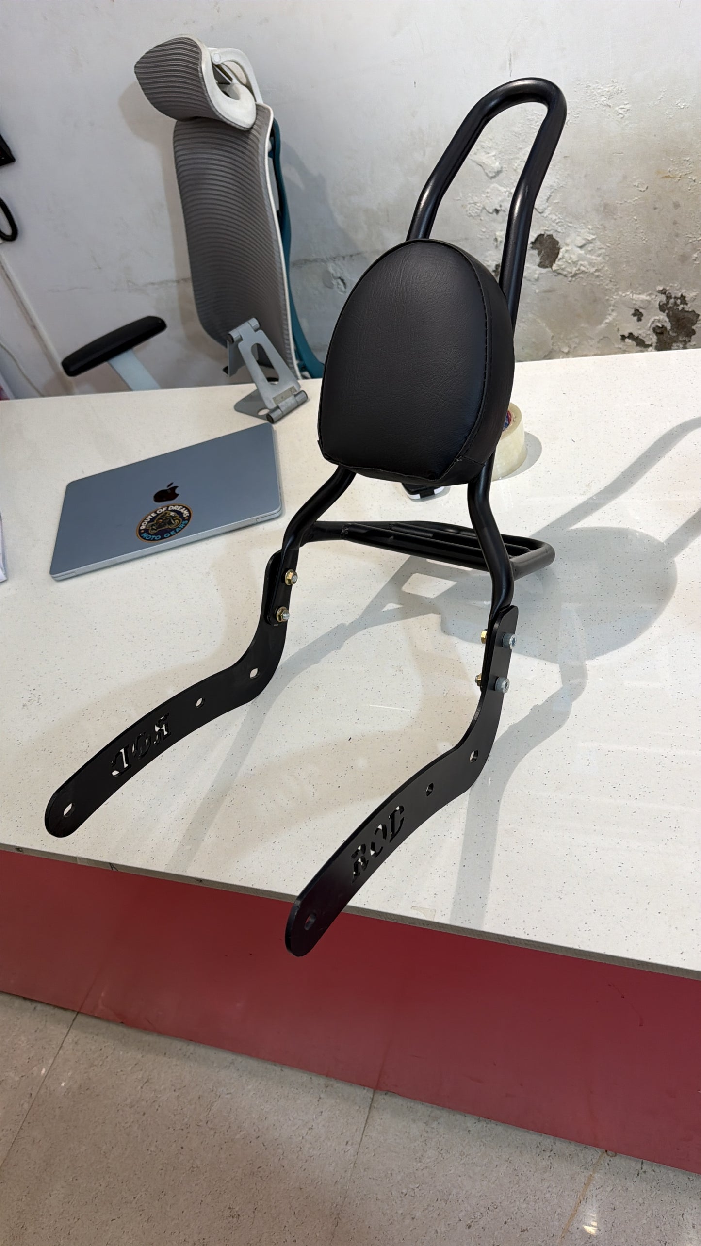 Sissy Bar for Meteor 350 5th Gen